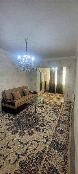 Qizlar uchun kvartera 3 ta qiz kerak spalniga 2 ta qiz qoʻyi