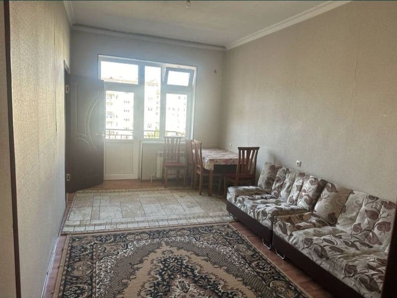 Sergili moshina bozor yonida<br />
2 xona hamma sharoitga eg