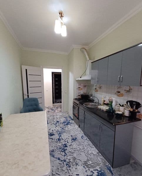 Beruniy metro yaqnida 1 xona uy ijaraga <br />
Oilaga yoki q