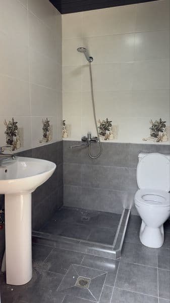 Kvartira qizlarga beriladi. Hamma sharoitlari bor. Yunusobod — фото 4