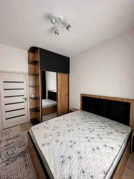 Сдается 2х комнатная переделанная в 3х на Юнусабад-12<br />
 — фото 4