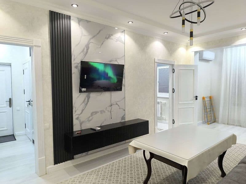 Аренда!!!<br />
Чиланзар 18<br />
2х комнатная/2этаж/4 этажн