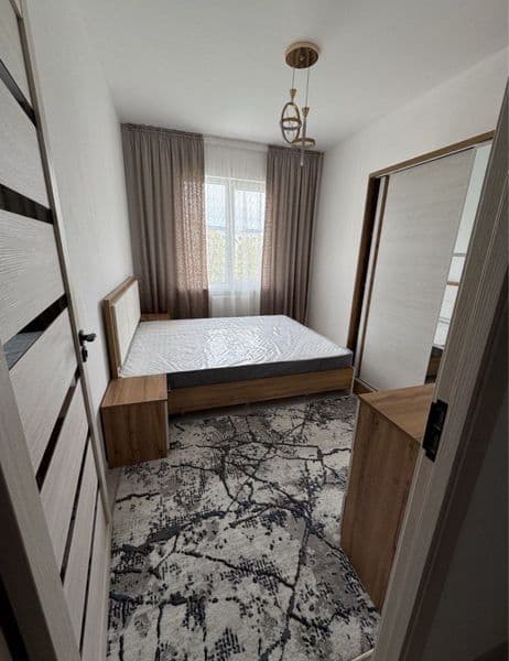 Kvartira ijaraga beriladi <br />
<br />
Rayon: #MirzoUlugbek