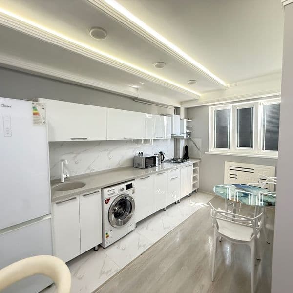 Сдам шикарную 2-комнатную квартиру . <br />
Ц-5 Корзинка . Т