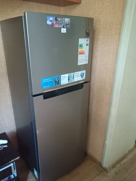 3 kishi olinadi Manzil chilonzor 4 G'ofur G'ulom Parkida yon