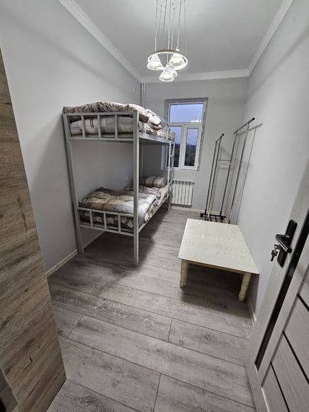 Гофур Гулом метро якинида кизлага ва аелларга квартира. Метр — фото 4