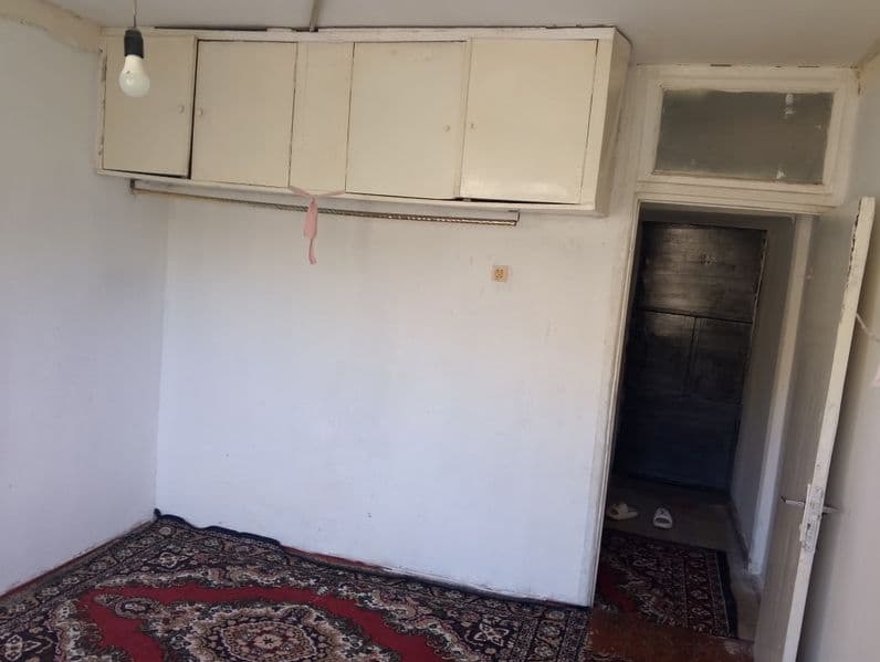 1 xonali kvartira obshijita. Yonida havas, Bozor, maktab va 