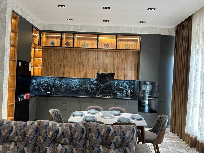 Уникальное предложение аренды в самом центре города<br />
<b — фото 3