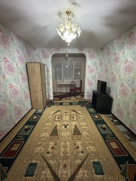 Сдается своя 1 комнатная квартира на 1 этаже <br />
+Коммуна