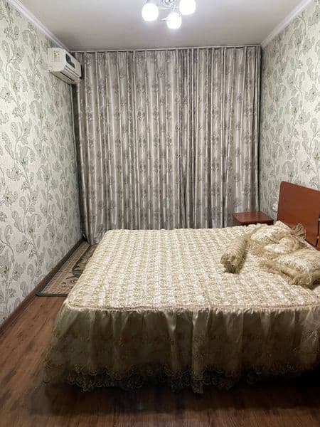 Яккасарайский район<br />
Шота Руставели <br />
Ориентир: Di