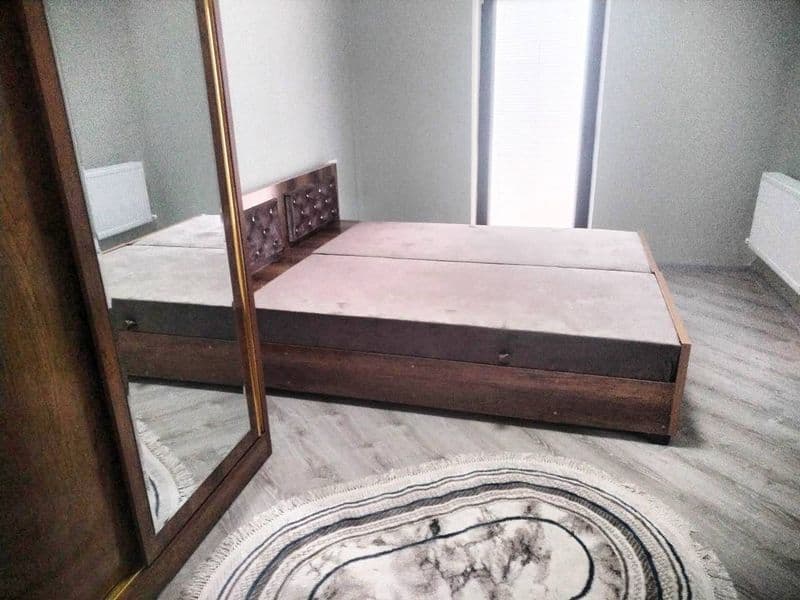 Шайхантахурский район, рядом с метро «Гафур Гулям». 2-комнат