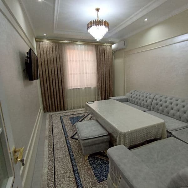 Chilonzor 16 kvartal metro yonida 2 xonali kvartira uzoq mud