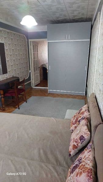 Чиланзар 22 квартал <br />
2/4/4.<br />
Нархи 350у.е<br />
М — фото 4