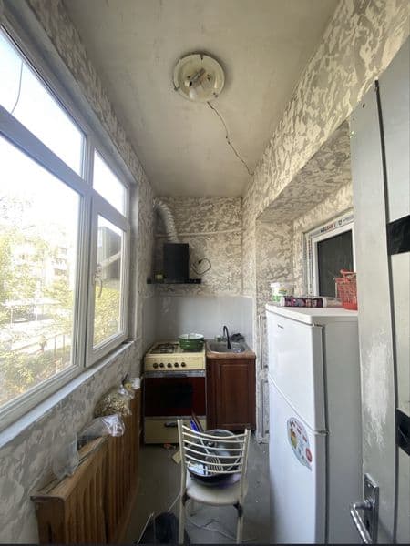 Olmazor sebzor G'afur G'ulom metrosi yaqinida<br />
2xona 3x — фото 4