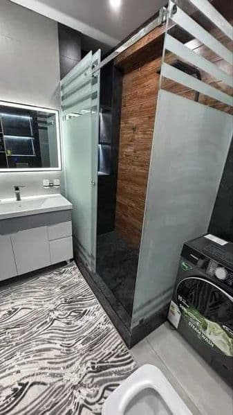 Yakkasaroy tumanida, Oybek metrosi yonida 2 xonali shinam va — фото 3