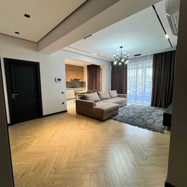 Яккасарайский район <br />
Ориентир улица бабур<br />
2 комн