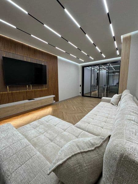 Сдается квартира с красивым ремонтом<br />
<br />
• Район: Ш