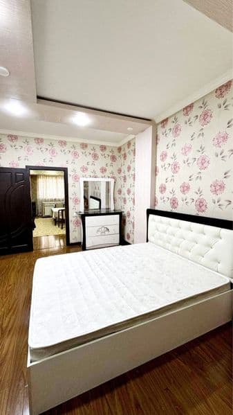 Аренда 2 комнатная <br />
Этаж -1<br />
2/1/5<br />
Балкон 1 — фото 3