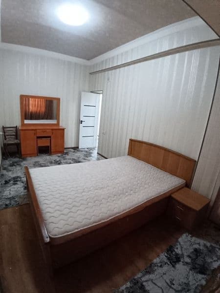 Kimlar uchun: Oilaga Yoki takabalrga<br />
Manzil: Yakkasaro