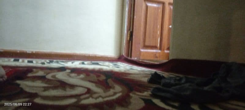 Sergili 5-bekatga yaqin joyda 2xonali uy 1xonasi ijaraga ber