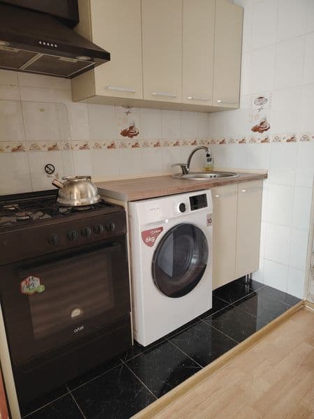 1/2/4<br />
Ориентир поликлиника, кафе<br />
 бухара, Центра