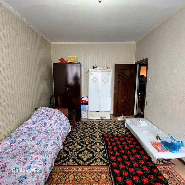 Аренда 1 хона 2 хона клинган . 3 этаж .<br />
Хамма нарсаси 