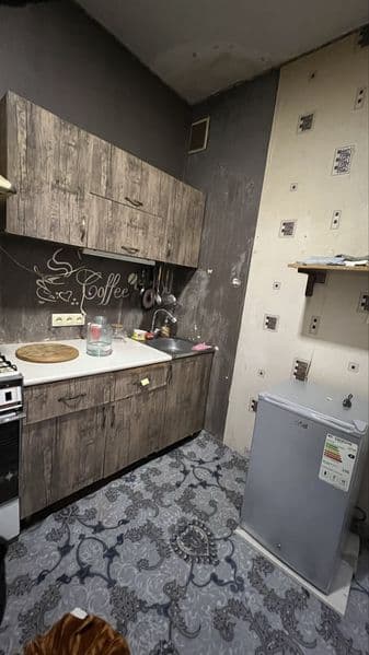 Массив феруза<br />
Орр Шукрона кафе<br />
2/2/4<br />
Цена: — фото 4