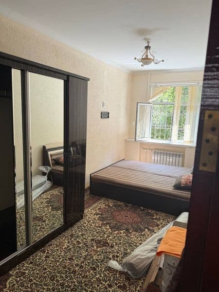 Kvartira 2 xonalik 1 etaj barcha jixozlari bor Mirzo ulugbek