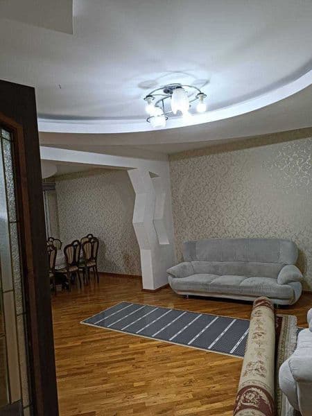 Сдаётся квартира на улице Нукус ориентир Макро <br />
Со все