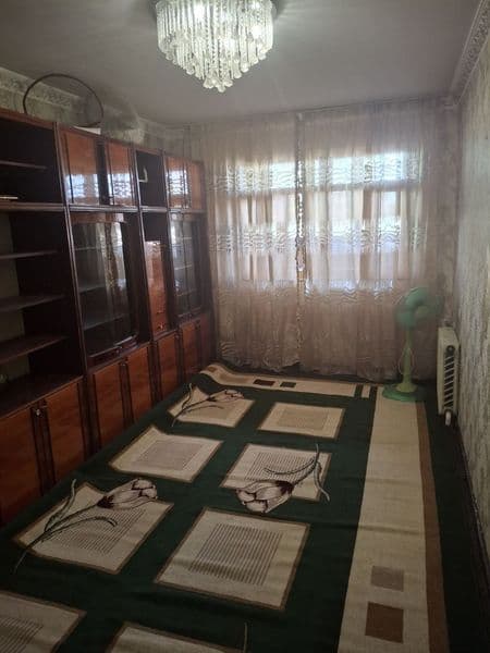 Кора Камиш 2/ 4 да 2 хона уй оилага ижарага берилади. Жихозл