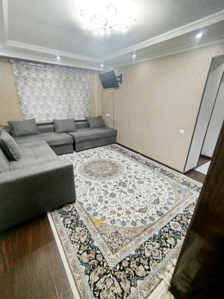 Salamatina <br />
1/3/4  400$ <br />
Oila<br />
Qizla<br />
