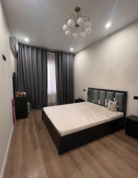 Arenda: Chilonzor tumani <br />
Arentr: Mirzo Ulug'bek metro