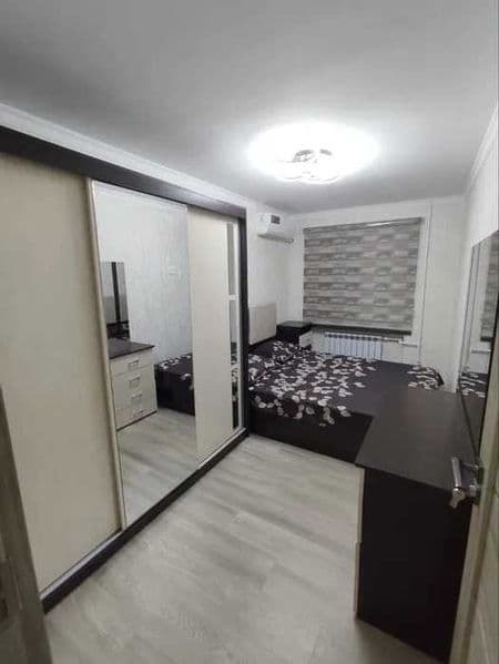 Район: Шайхантахурский<br />
Адрес: себзор<br />
<br />
Комн — фото 3