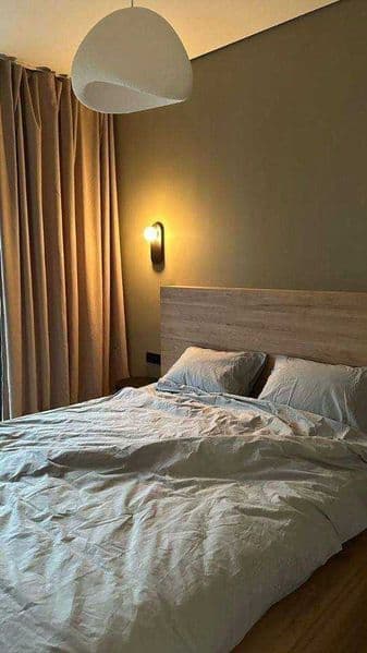 Район: Мирабадский<br />
Адрес: Айбек<br />
<br />
Комнат: 2