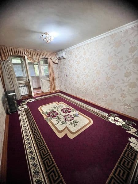 Сдаётся квартира на Чиланзаре Г 9а Фархадском базаре 1 комна