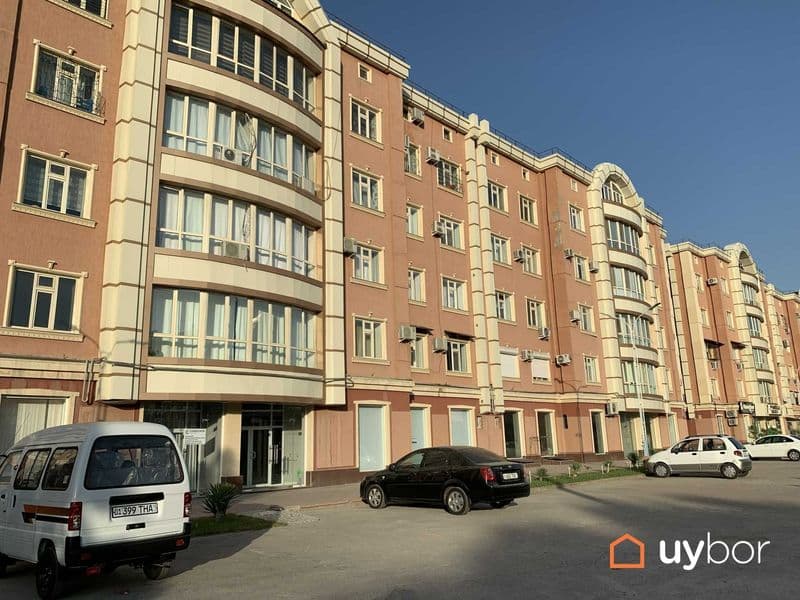 Сдаётся своя 4 комнатная квартира 113 м2.,  3 этаж 5 этажног