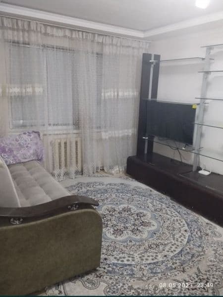 Сдам квартиру семейным или одиночкам на долгий срок в кварти