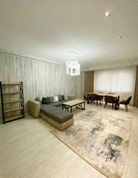 В самом центре города <br />
<br />
Ц2 ориентир алайский рын