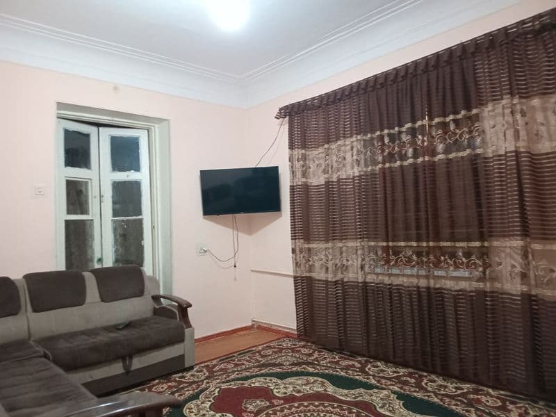 Arenda kvartir m.ulugbek 2.2.2 400$ xamma sharoitlari bor