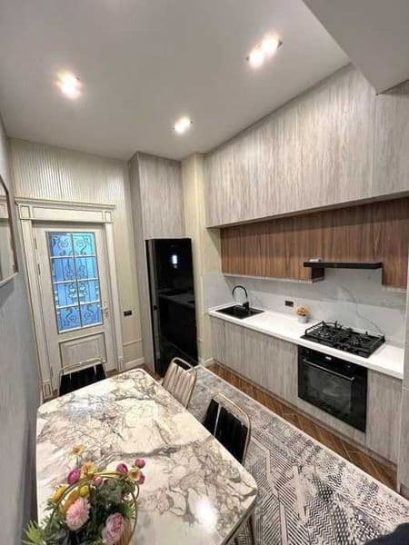 СРОЧНО СДАЁТСЯ ШИКАРНАЯ КВАРТИРА НА ГОСПИТАЛЬНОМ !!!<br />
< — фото 5