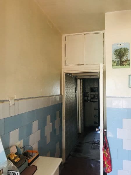 Сдам пустую 3-хкомнатную квартиру, ремонт средний, балкон 1,