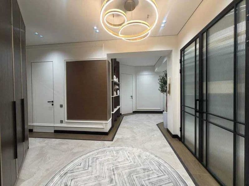 Новостройка <br />
<br />
Комнат: 3<br />
Этаж: 5<br />
Этаж — фото 5