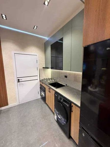 Район : Яккасарайский<br />
Адрес : Шота Руставелли<br />
<b — фото 4