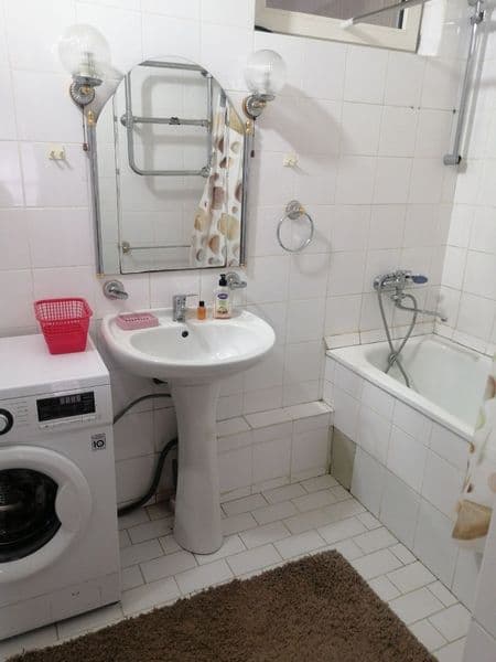 Сдается 3х ком 3этаж 4этажность 70кв, Связь университет бада — фото 2