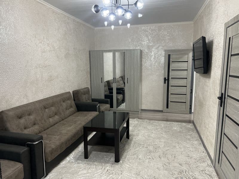 Сдам квартиру в Яшнабадском районе 1-переделанная в 2-комнат — фото 2