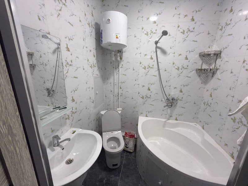 Toshkent. O'rikzor. Uchteppa. 16-uy.<br />
73kv<br />
500$<b — фото 4