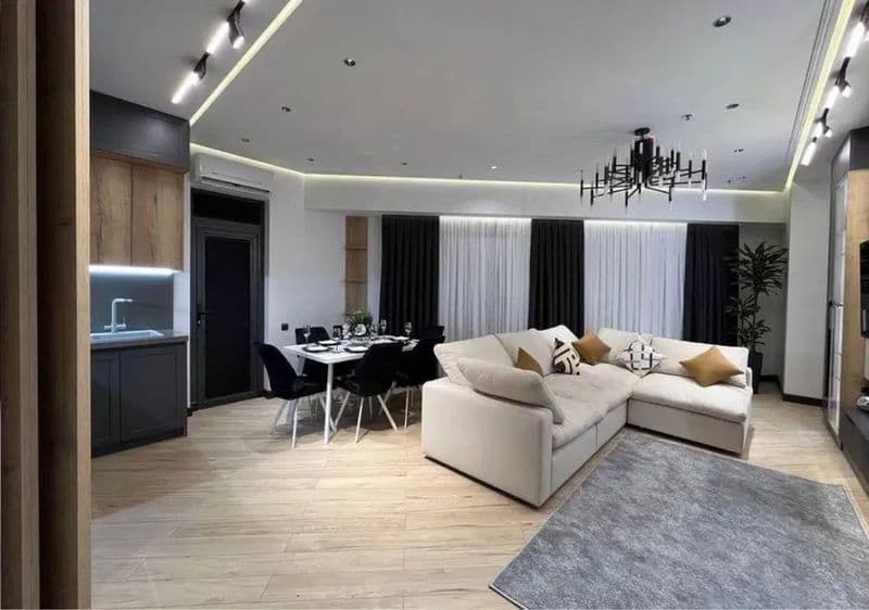 Мирабадский район <br />
Гостиница Россия <br />
Новостройка