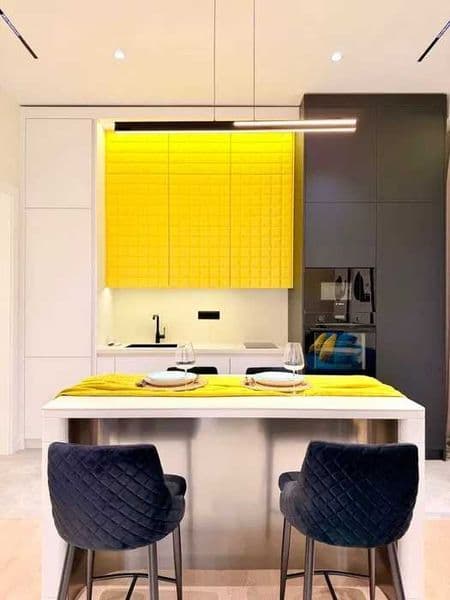 Район: Мирабадский<br />
Ориентир: Мирабад авенью<br />
<br 