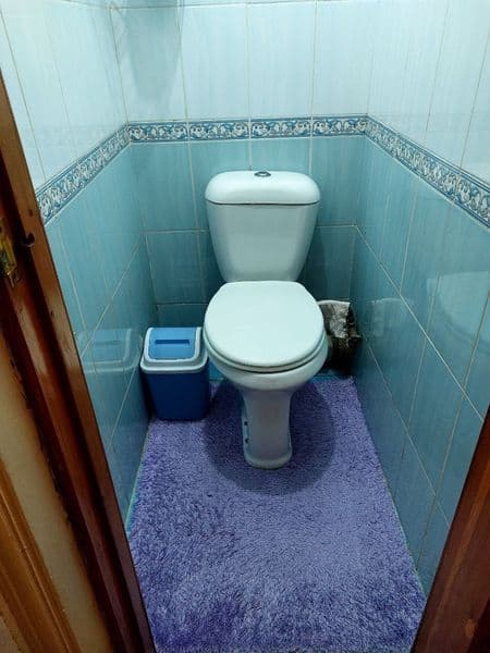 Аренда двух комнатная.  Актепе круг.  Есть телевизор холодил — фото 2