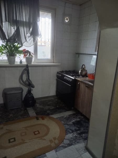 Сдаётся2х переделанная в3х квартира, на массиве Кушбеги.Свет — фото 3